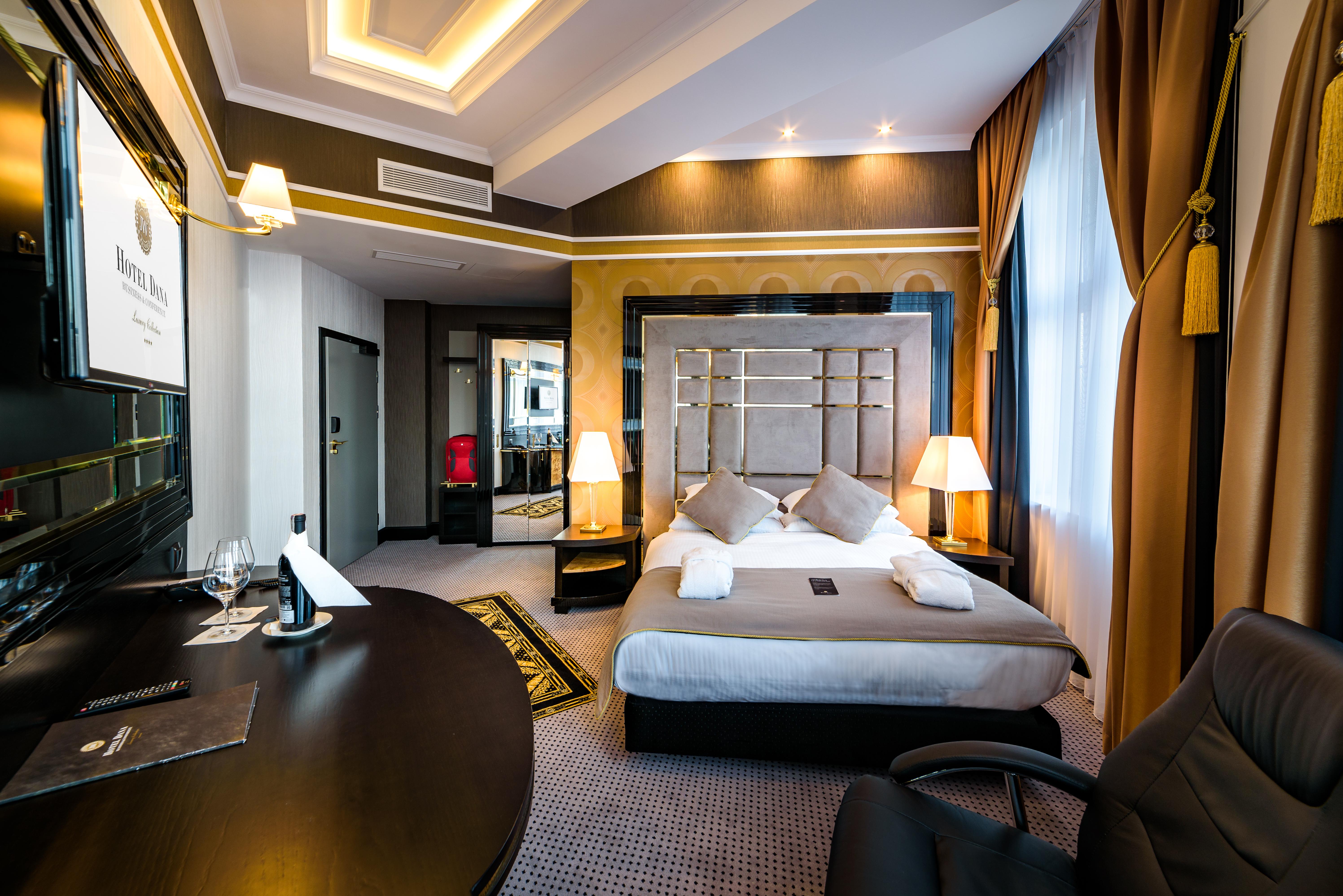 Hotel Dana Business & Conference 슈체친 외부 사진