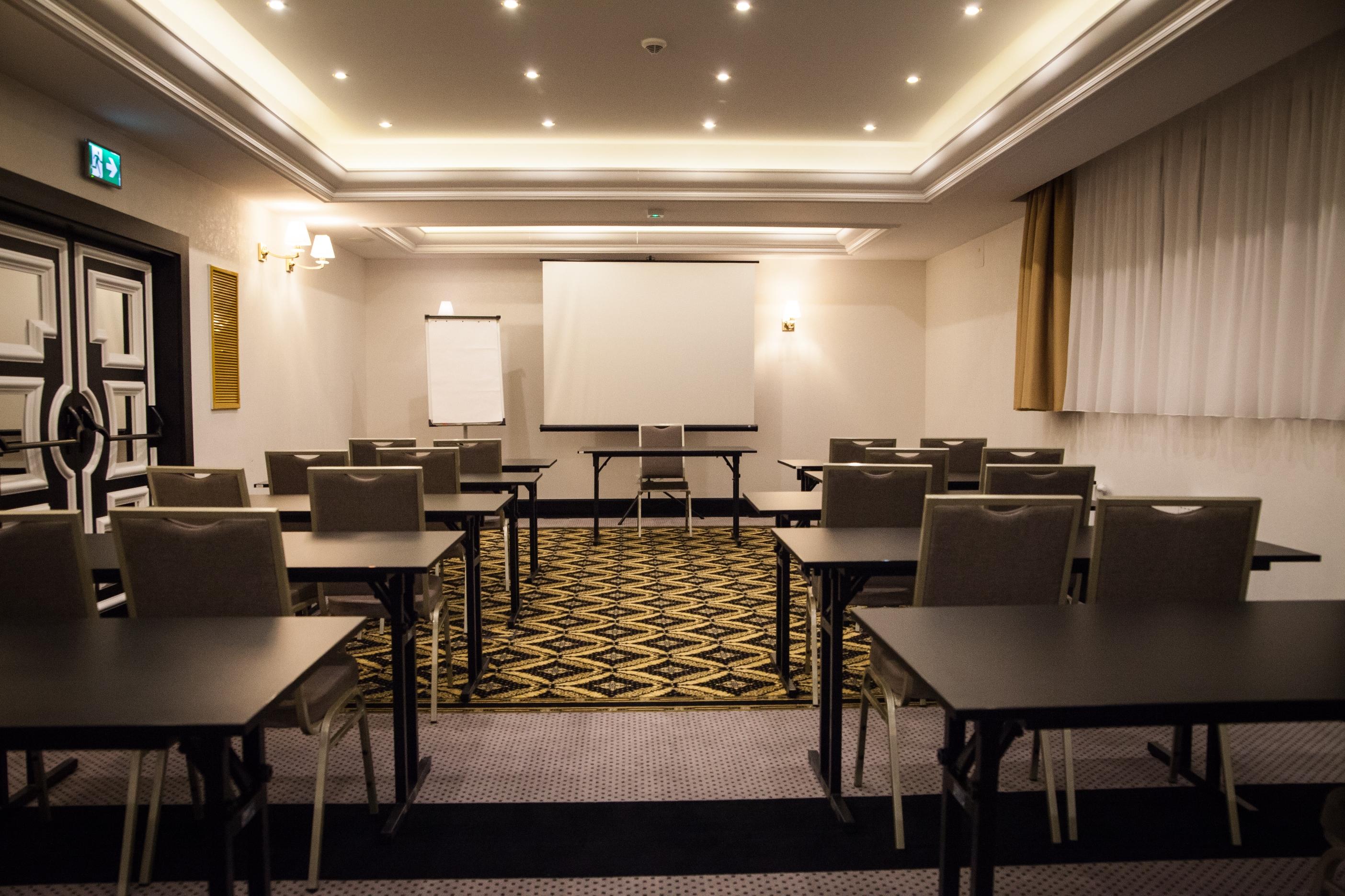 Hotel Dana Business & Conference 슈체친 외부 사진