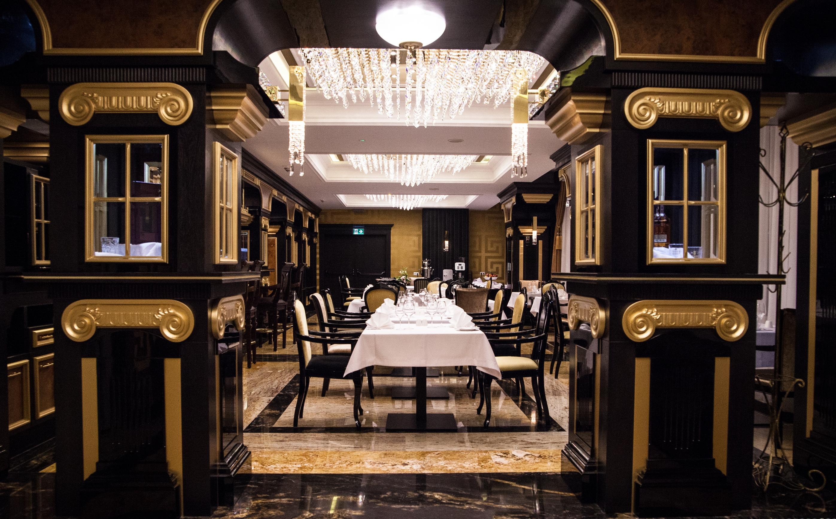 Hotel Dana Business & Conference 슈체친 외부 사진
