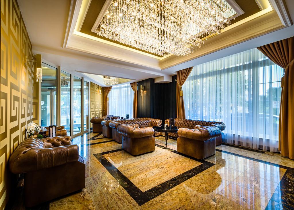 Hotel Dana Business & Conference 슈체친 외부 사진