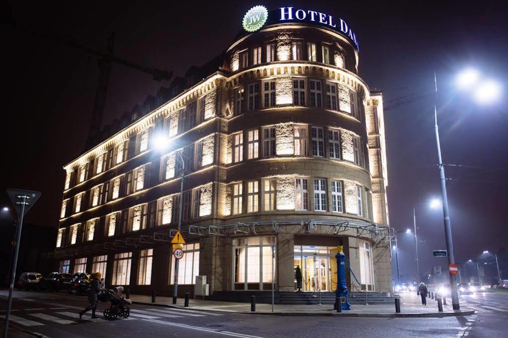 Hotel Dana Business & Conference 슈체친 외부 사진